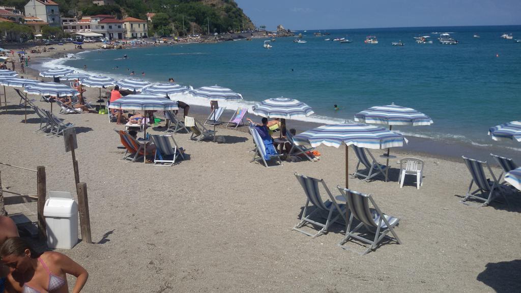 Hotel Ristorante La Tartaruga Capo dʼOrlando Zewnętrze zdjęcie